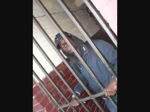 M T B FAMILY    STIKA   PROCURA FELICIDADE