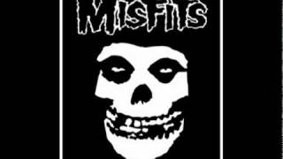 The Misfits   Halloween   Lyrics