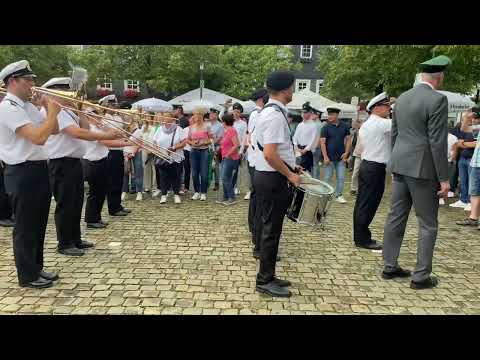 Marinemusikkorps Kiel - Preußens Gloria „Musik abholen vom alten Bahnhof“ - Olper Schützenfest 2023