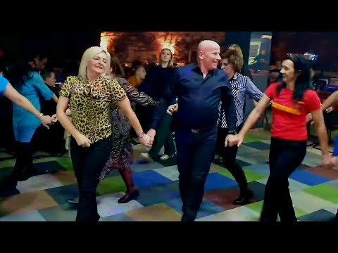 🔴 Lijepa dama s oficirom kolo vodi - Hotel Heco Plus Sarajevo - Bosanski teferič