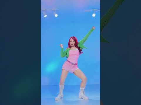 YouTube · Innah Bee — Siapa yang suka dance cover? Cek "Lemon Tang" dari Hearts2Hearts, gerakannya bikin semangat! 🍋✨