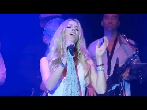 Joss Stone I Say A Little Prayer, Midnight Train To Georgia, How Do I Live with Leann Rimes