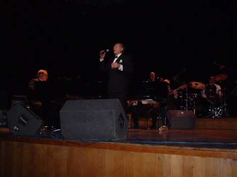 Al Martino in Concert. Magic moments