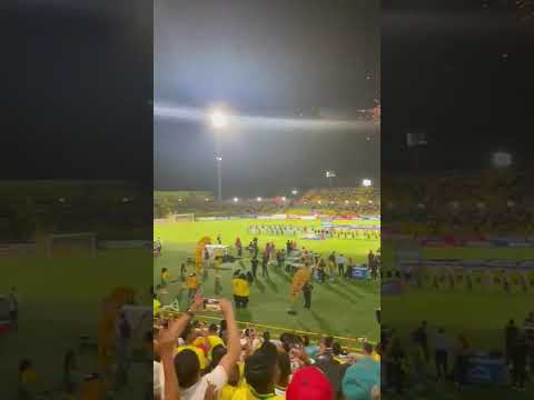 "Recibimiento de Rebelión Auriverde Norte - Real Cartagena vs Millonarios por Copa Colombia" Barra: Rebelión Auriverde Norte &bull; Club: Real Cartagena