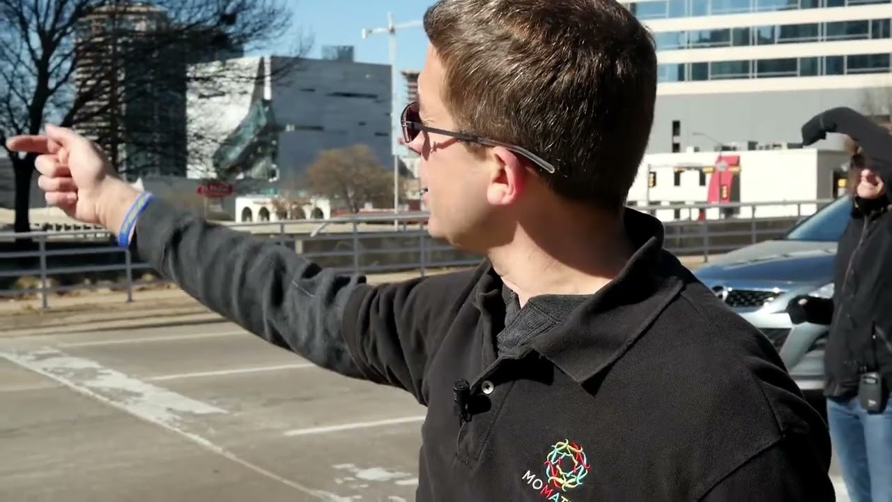 What 3D shapes do you notice at the Hunt Oil Building and beyond?
