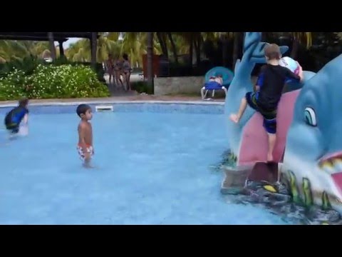 Ethan at Kid Pool of Hotel Iberostar Ensenachos, Cuba (Dec 2015)