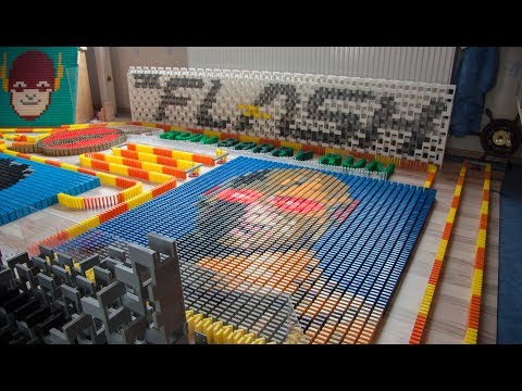 The Flash in 16,000 Dominoes [DominoERDMANN and DominoJOJO]
