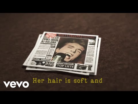 Crveni Koralji, Matt Collins - She's Not You