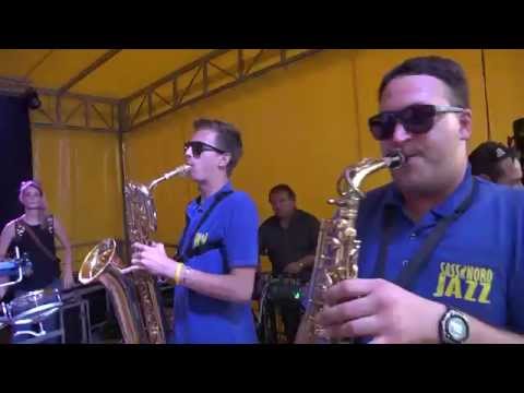 SASSINFUNKY STREET BAND