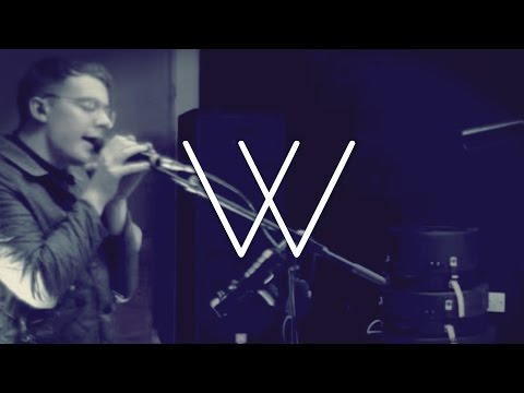 Man Without Country 'Closet Addicts Anonymous' (Live Coldroom Session)