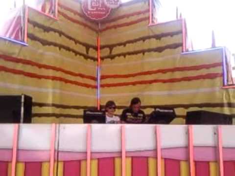 smos & baby bee @ tomorrowland 2009 3