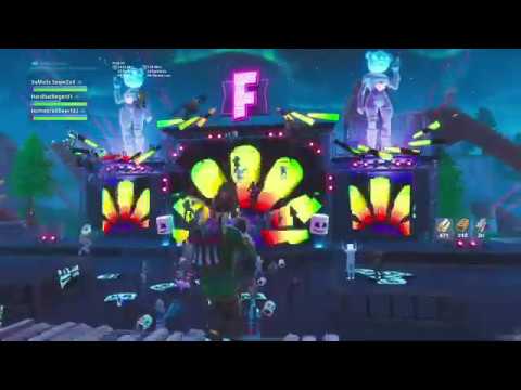 Chasing Colors - Marshmello & Ookay Ft. Noah Cyrus LIVE IN FORTNITE