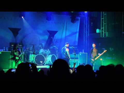 Bullet For My Valentine - Pretty on the Outside (Porto Alegre - 08 de Julho de 2015) Full HD