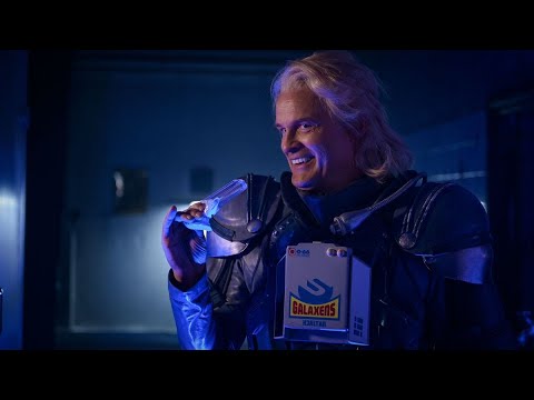 Klipp: Kenny Starfighter – Dr Deo slår tillbaka | SVT 2022