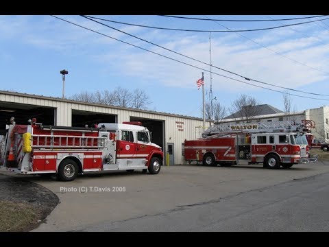 Fire Trucks Wait On A Train! Emergency Response Units Stuck At Railroad Crossing! House Fire Waiting Video