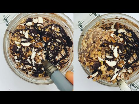 Easy Healthy Chocolate Almond Overnight Oats
