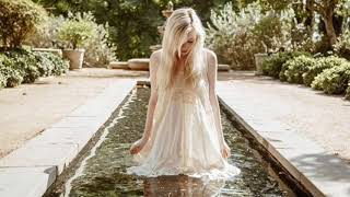 Holly Henry - King Paten