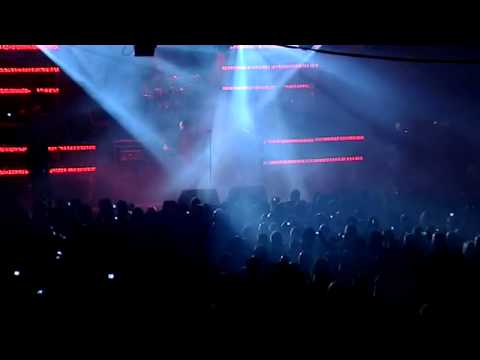 Videoclip de Replicas (Live) — Gary Numan
