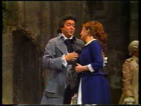 Francisco Araiza & Edita Gruberova sing MANON Duet Act I