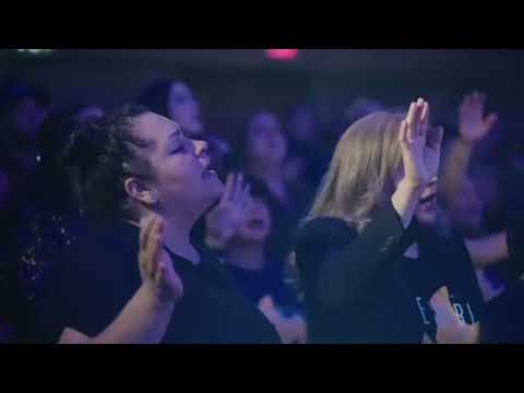 Ven Consumenos Letra.