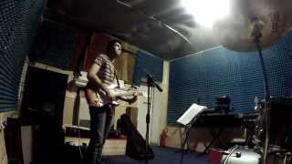 Slaves - Ain&#39;t no sunshine