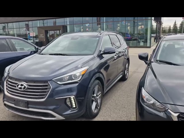 2017 Hyundai Santa Fe XL Ultimate Leather Seats | Low KM | He... in Cars & Trucks in London