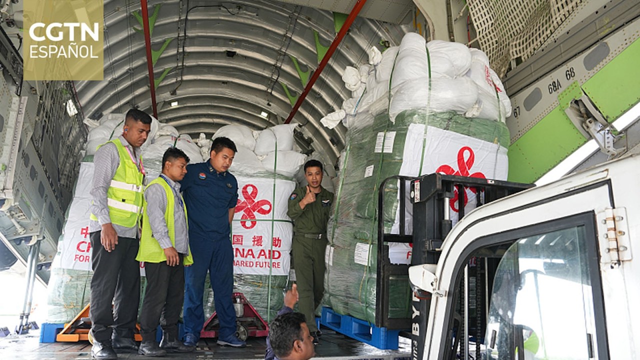 50 toneladas de suministros de ayuda humanitaria de China ya han llegado a Katmandú