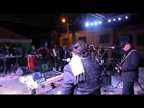 Intro - Sin un Adios - Grupo Bananas - VIVO