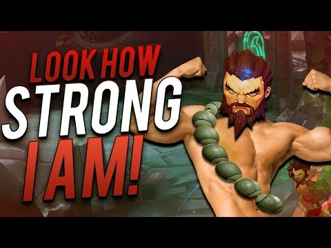 LOOK HOW STRONG I AM! | YOU CAN'T CATCH ME!! - Trick2G