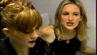 Veruca Salt 1997 interview part 1, Nina and Louise get a manicure!