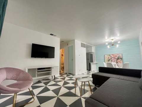 Upgraded Palm Springs Villas 1 Condo property video