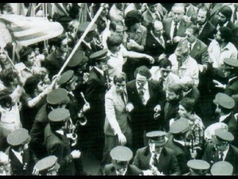 Del roig al blau, la transició valenciana (Documental)