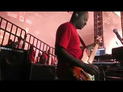 Tony Russell - Jammin' at the Show