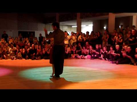  Pablo Rodriguez  is  dancing  to  the  tango  "  Indio Manso  "
