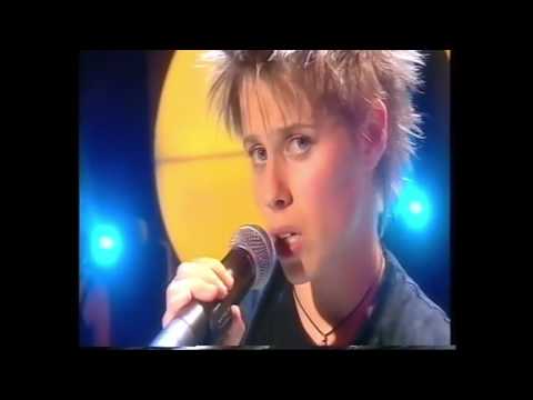 Alex Parks Yellow (Recap, Performance and Judges comments)