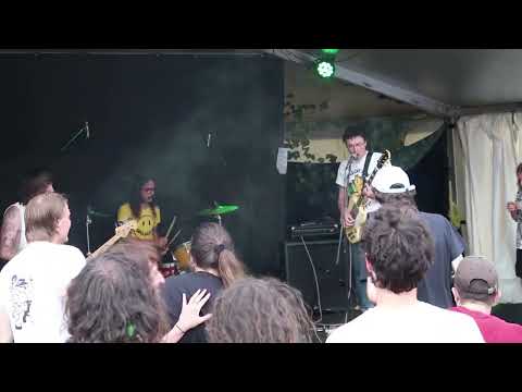Berosszulás (live at Fluff Fest 2022)