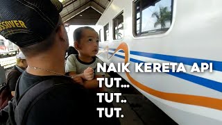 Download lagu Jalan-Jalan naik kereta mp3 Download lagu Jalan-Jalan naik kereta mp3