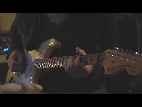 Innuendo - Eduardo Kusdra