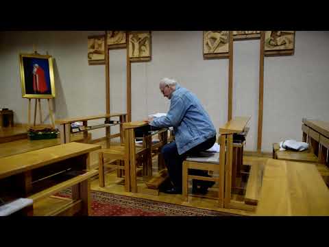 Poeta Wiesław Janusz Mikulski w czasie modlitwy, film z dnia 22.11.2024 r.