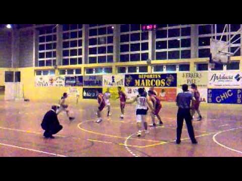 PARTIDO DE BALONCESTO: CB HERRERA - ETIQUETAS MACHO MORÓN. 13-11-10