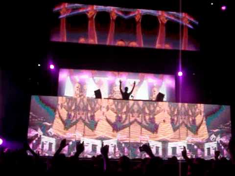 SANDER van DOORN @ coloursfest2010 - andrew bennett - run till you shine cosmic gate remix