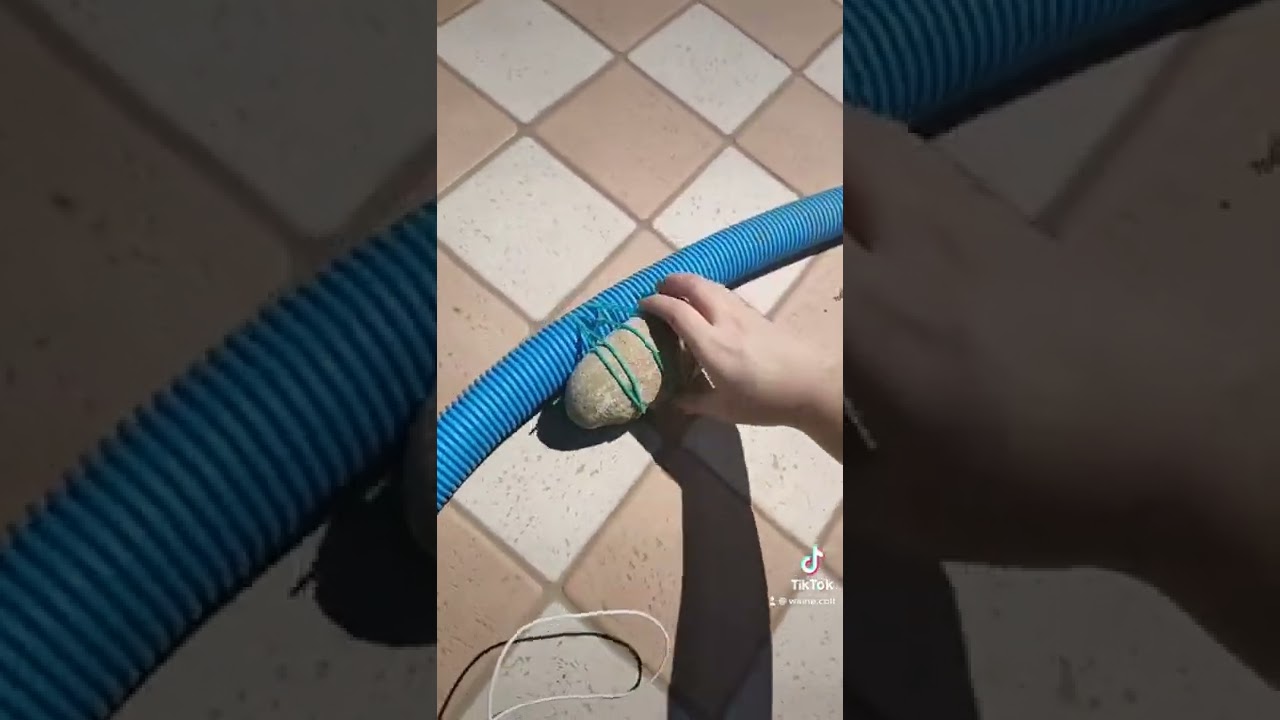 Come togliere l’acqua dal telo della piscina senza sforzi