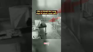 Download lagu inilah video mengerikan yang terekam kamera cctv #shorts #cctv #seram mp3 Download lagu inilah video mengerikan yang terekam kamera cctv #shorts #cctv #seram mp3