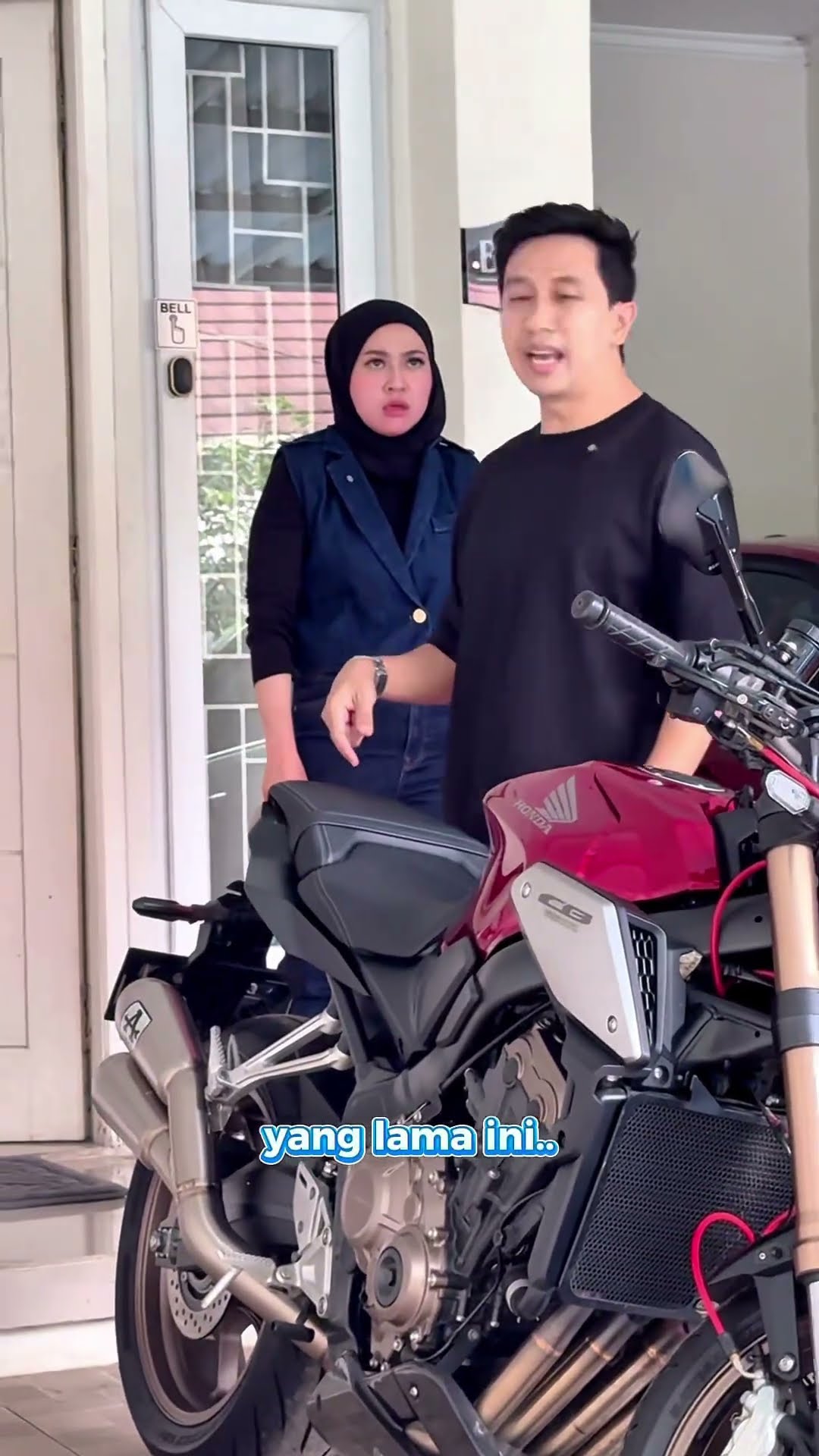 Ketika istri mulai curiga, modifikasi motor bisa jadi petualangan yang seru! 😂🔧