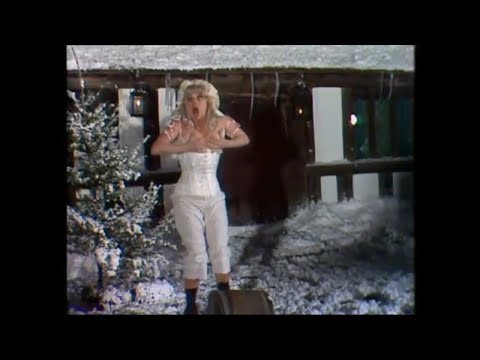 Barbara Windsor Hot - Carry On Christmas ▶0:11