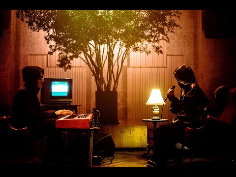 『クリーム』-1st 配信ライブ「Versus the night」Ver.-