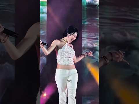 Hwasa &ndash; &ldquo;Good Goodbye&rdquo; (Live in Malaysia, 2026) #Hwasa#GoodGoodbye