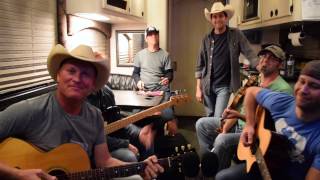 Kevin Fowler "Right Or Wrong" George Strait Tribute