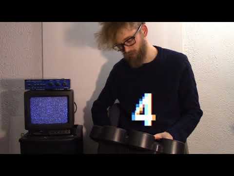 Making A Catchy-As-Heck Tune With Nothing But A Drum Machine And Numbers 1 Through 4
