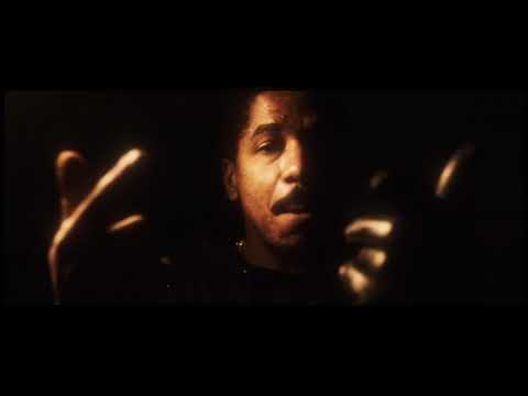 ORELHA NEGRA  - Duas Caras Feat Beware Jack